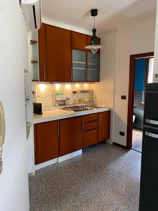 House Dory Appartamento Lazise Con Parcheggio Privato Interno Gratis E Internet