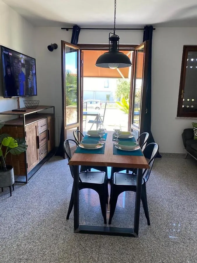House Dory Appartamento Lazise Con Parcheggio Privato Interno Gratis E Internet Apartment
