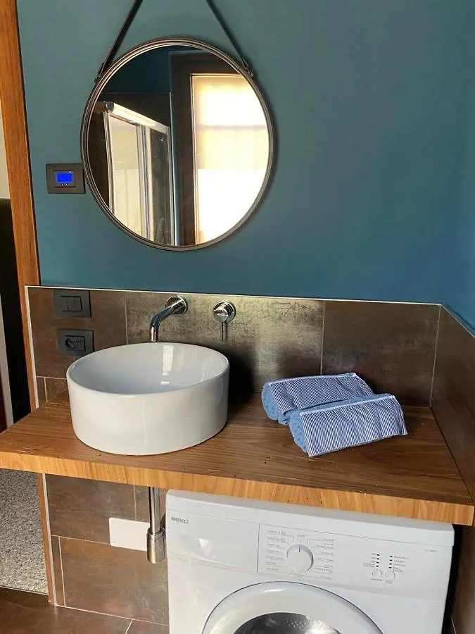 House Dory Appartamento lazise con parcheggio privato interno gratis e internet Italia