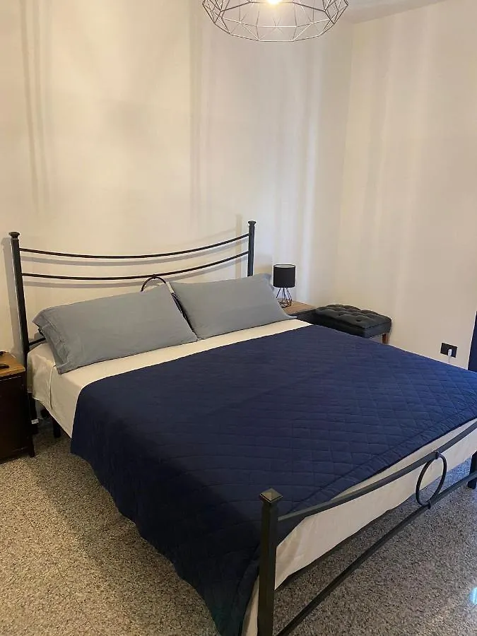 House Dory Appartamento Lazise Con Parcheggio Privato Interno Gratis E Internet Italy