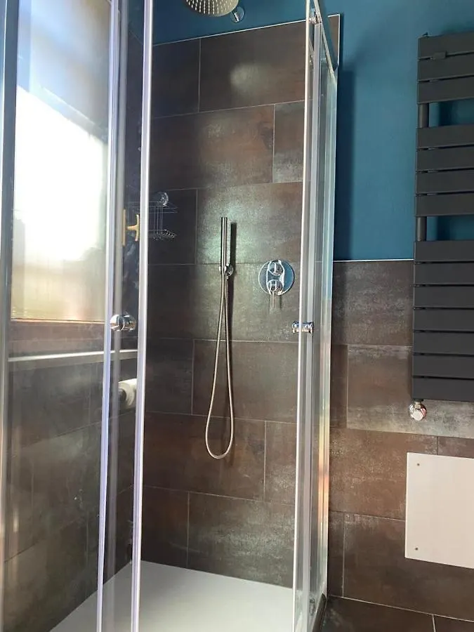 Apartment House Dory Appartamento Lazise Con Parcheggio Privato Interno Gratis E Internet Italy